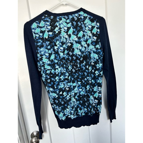 NWT Barneys New York Women's V-Neck Knit Cardigan Sweater Navy Blue‎ Size XS - Picture 2 of 13